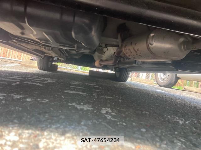 Nissan ROOX 2011-01 8727933-5