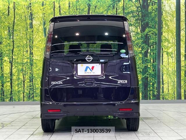 Nissan ROOX 2012-10 8728427-14