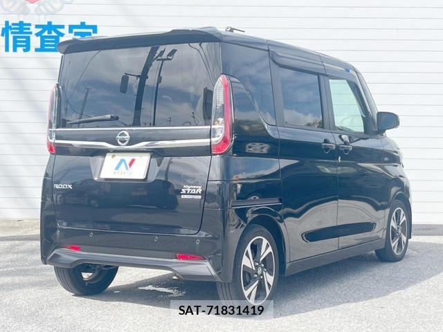 Nissan ROOX 2021-10 8728436-17