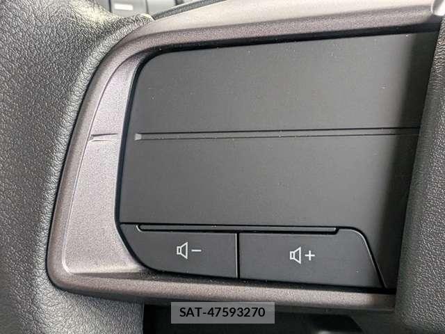 Nissan ROOX 2025-10 8728924-10