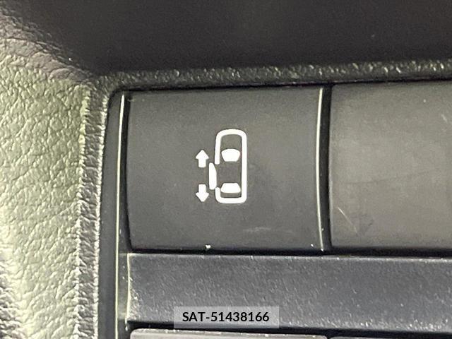 Nissan ROOX 2022-02 8730033-5