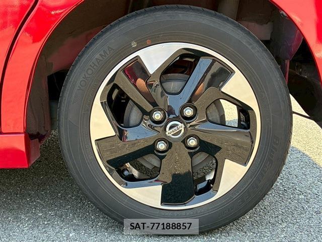 Nissan ROOX 2020-10 8730317-16