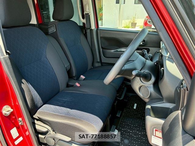 Nissan ROOX 2020-10 8730317-18
