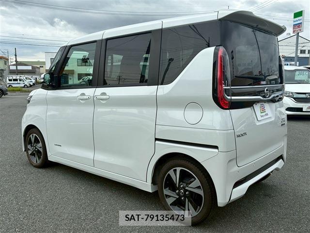 Nissan ROOX 2021-09 8730319-5