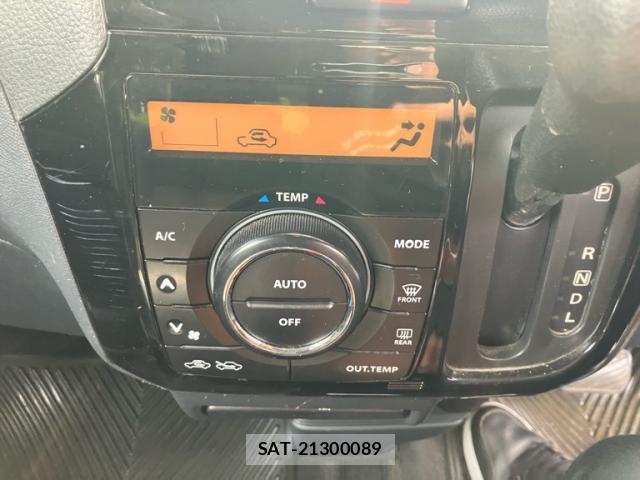 Nissan ROOX 2009-11 8730941-15