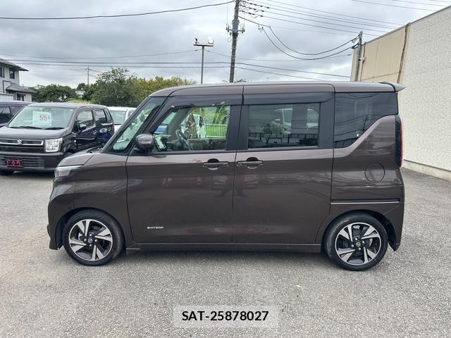 Nissan ROOX 2021-04 8731228-9