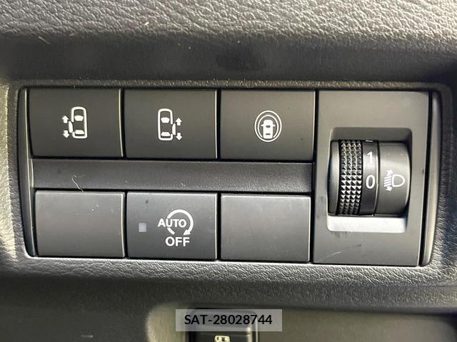 Nissan ROOX 2021-02 8731232-3