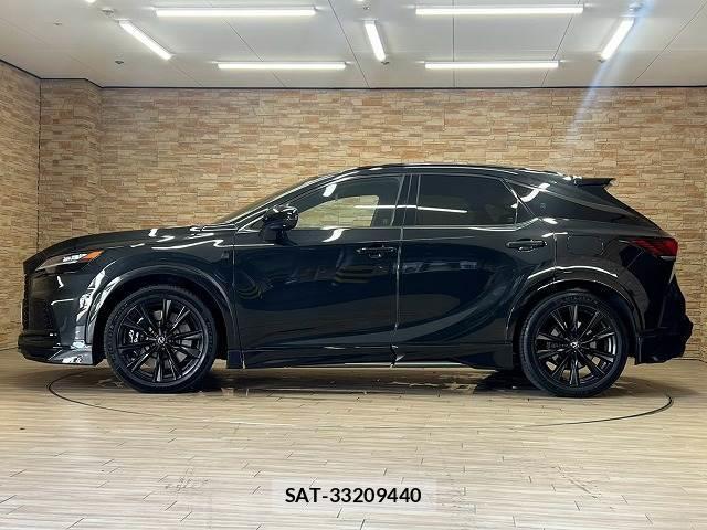 Lexus RX 2023-06 8726588-16
