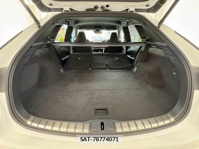 Lexus RX 2023-02 8731378-12