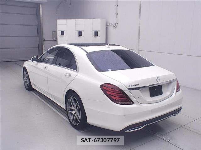 Mercedes Benz S-CLASS 2015-10 8729986-1