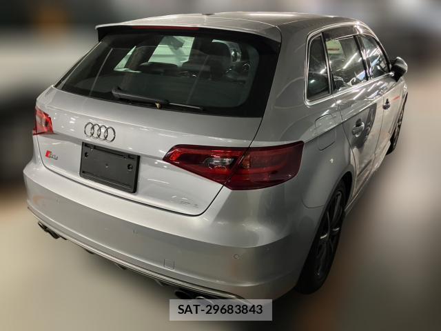 Audi S3 2015-09 8728456-2