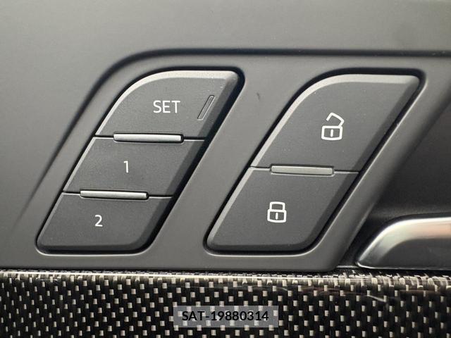 Audi S5 2018-02 8729712-10