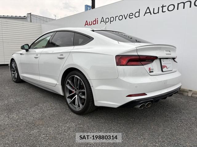 Audi S5 2018-02 8729712-19
