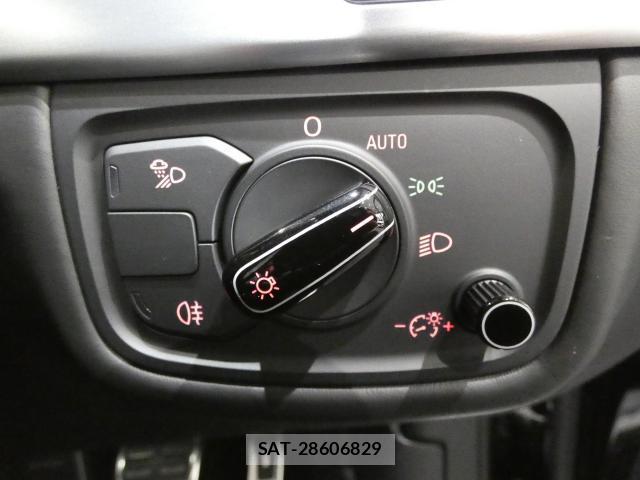 Audi S8 2017-02 8728626-13