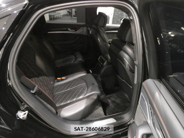 Audi S8 2017-02 8728626-17