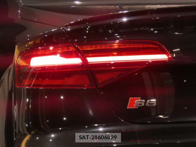 Audi S8 2017-02 8728626-3
