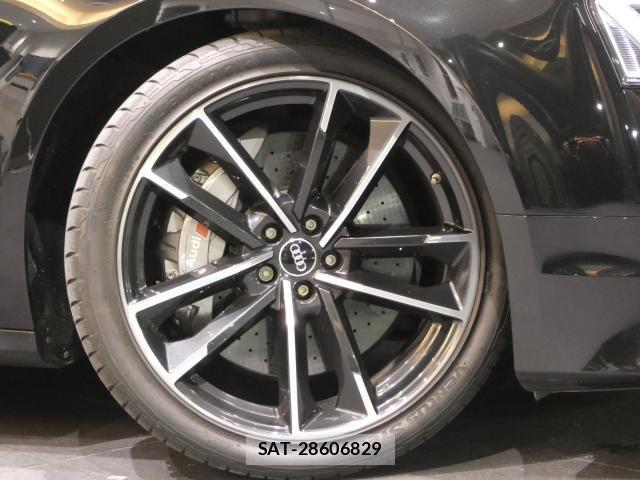 Audi S8 2017-02 8728626-5