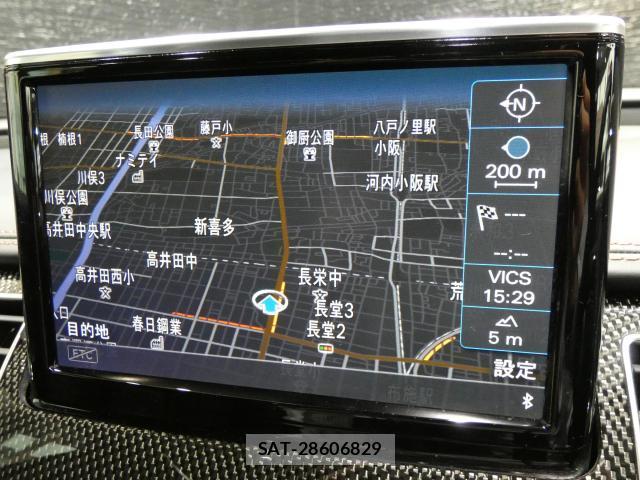 Audi S8 2017-02 8728626-9