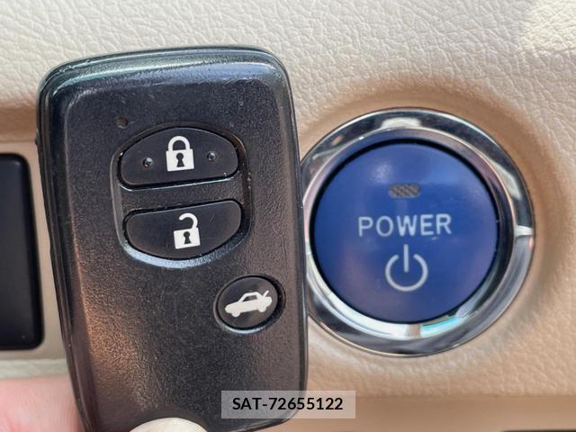 Toyota SAI 2013-03 8727142-7