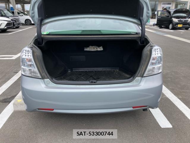 Toyota SAI 2009-12 8727301-10