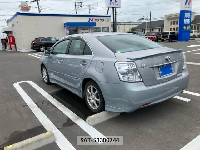 Toyota SAI 2009-12 8727301-3