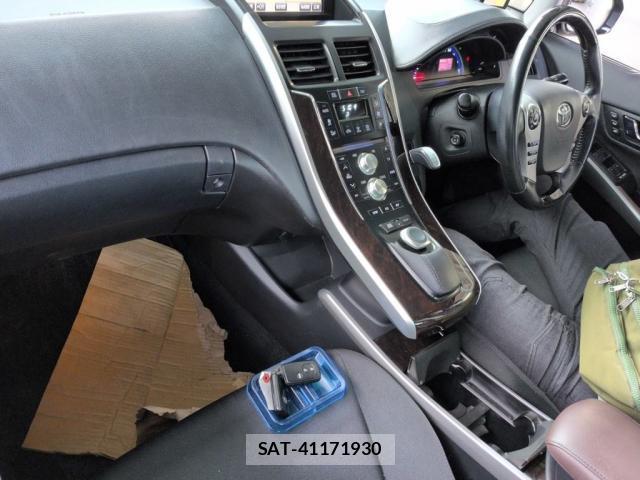 Toyota SAI 2016-09 8728594-2