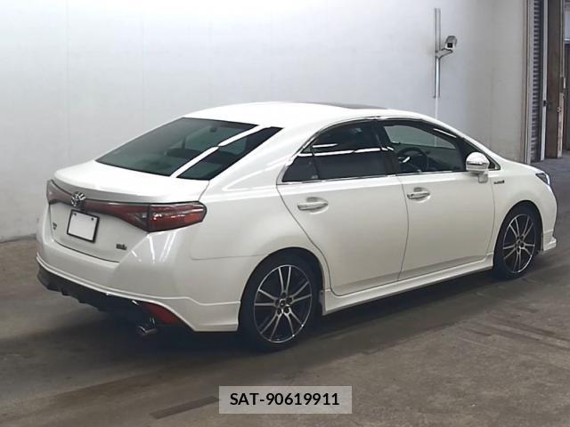 Toyota SAI 2015-11 8729958-4