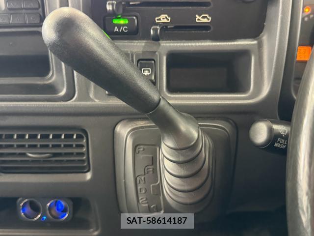 Subaru SAMBAR 2007-09 8726642-15