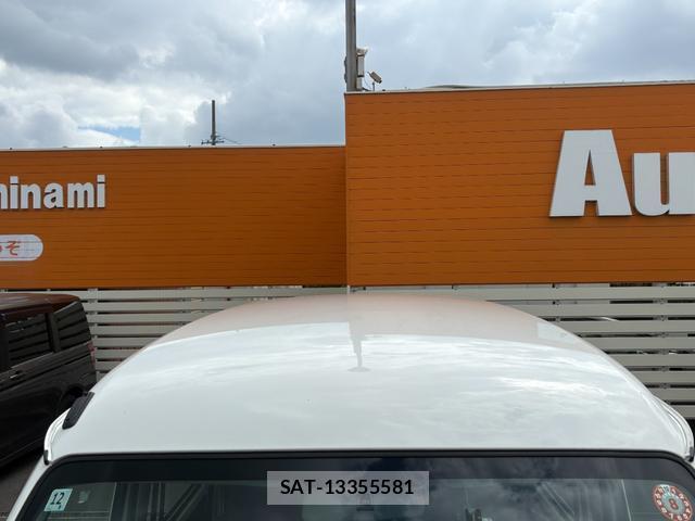 Subaru SAMBAR 2019-08 8727957-13