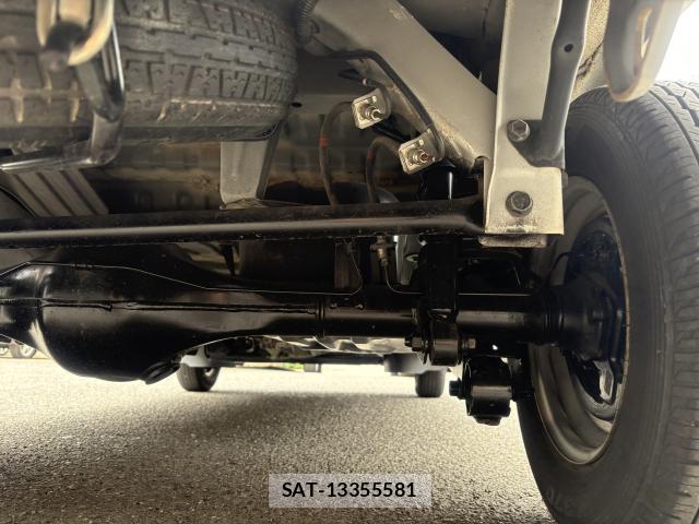 Subaru SAMBAR 2019-08 8727957-9