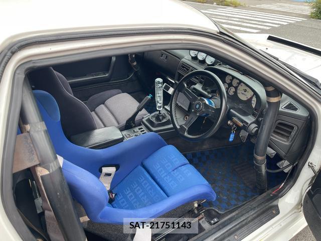 Mazda SAVANNA RX-7 1991-03 8728197-13