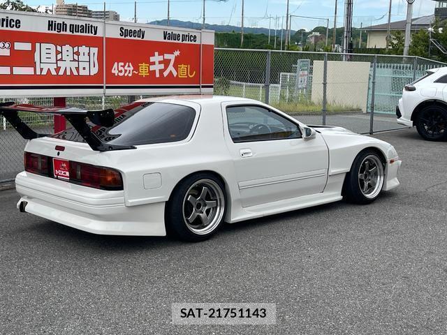 Mazda SAVANNA RX-7 1991-03 8728197-8