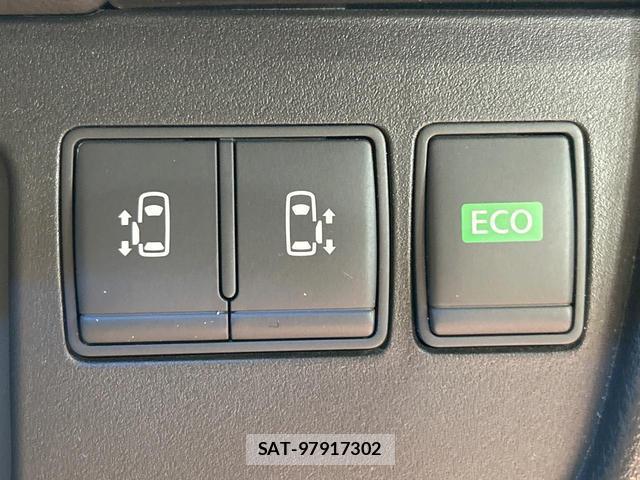 Nissan SERENA 2014-06 8725920-4