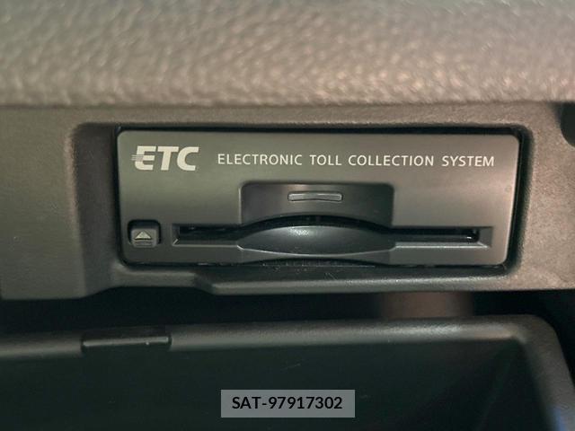 Nissan SERENA 2014-06 8725920-7