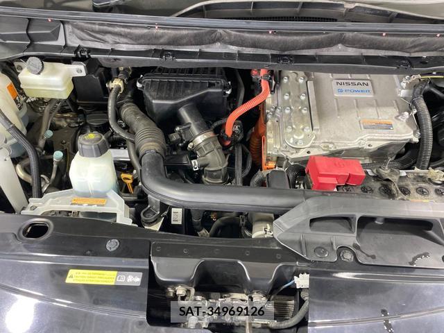 Nissan SERENA 2018-11 8725941-17