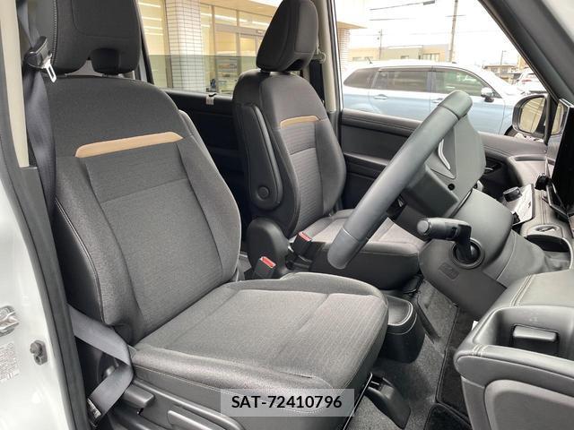 Nissan SERENA 2024-09 8725966-7