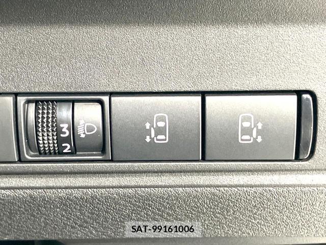 Nissan SERENA 2023-08 8726282-5
