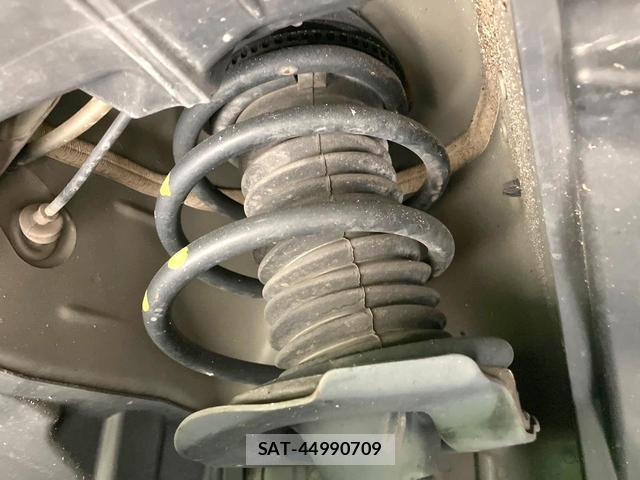 Nissan SERENA 2023-08 8726296-19