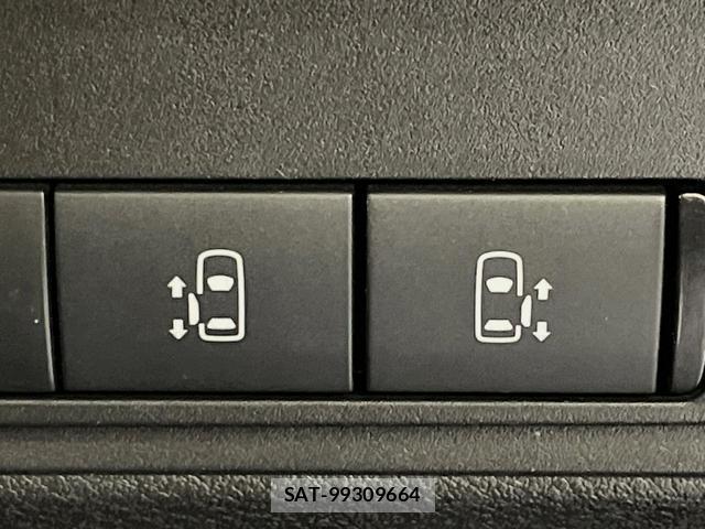 Nissan SERENA 2024-01 8726552-2