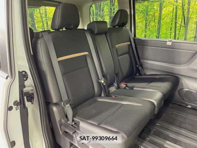 Nissan SERENA 2024-01 8726552-8