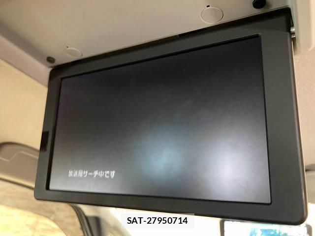 Nissan SERENA 2017-07 8726595-5
