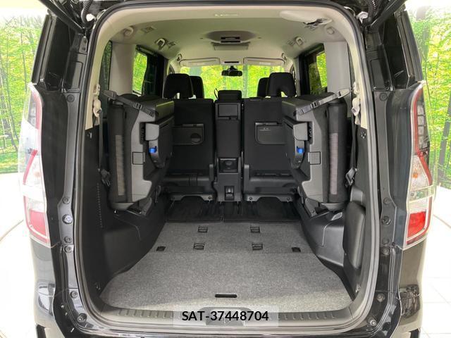 Nissan SERENA 2022-03 8726616-10