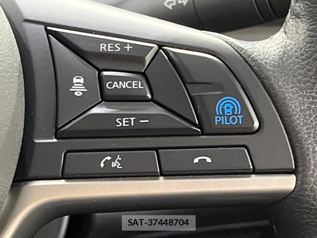 Nissan SERENA 2022-03 8726616-2