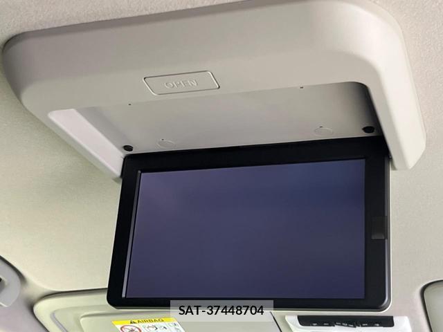 Nissan SERENA 2022-03 8726616-3