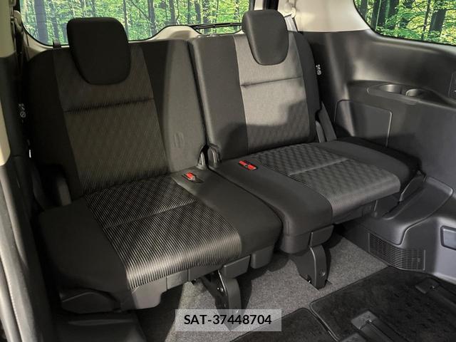 Nissan SERENA 2022-03 8726616-9