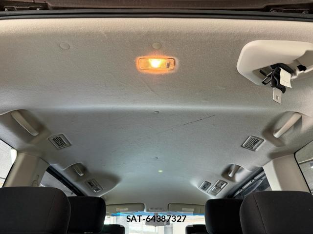 Nissan SERENA 2016-02 8726641-15