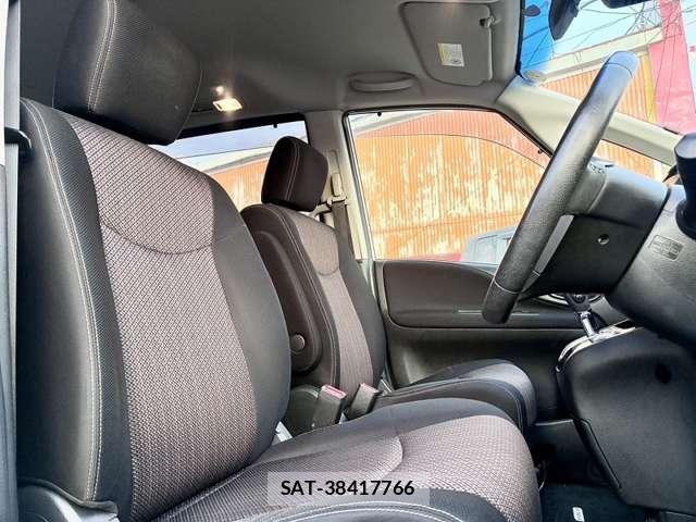 Nissan SERENA 2014-05 8726826-10