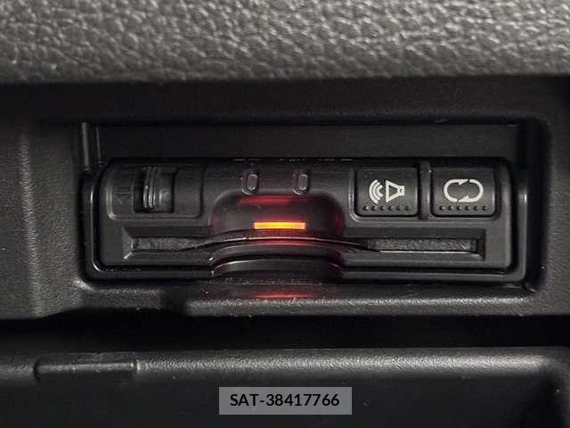 Nissan SERENA 2014-05 8726826-19