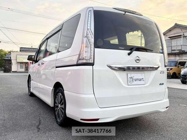 Nissan SERENA 2014-05 8726826-9