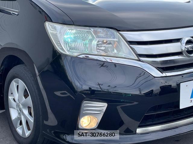Nissan SERENA 2013-05 8726976-13